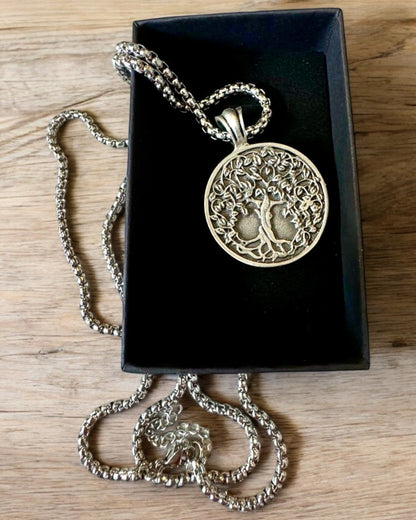 Amulet van de Levensboom met Gravure Mogelijkheid - ketting "Vitaliteit van de Natuur", personalisatie