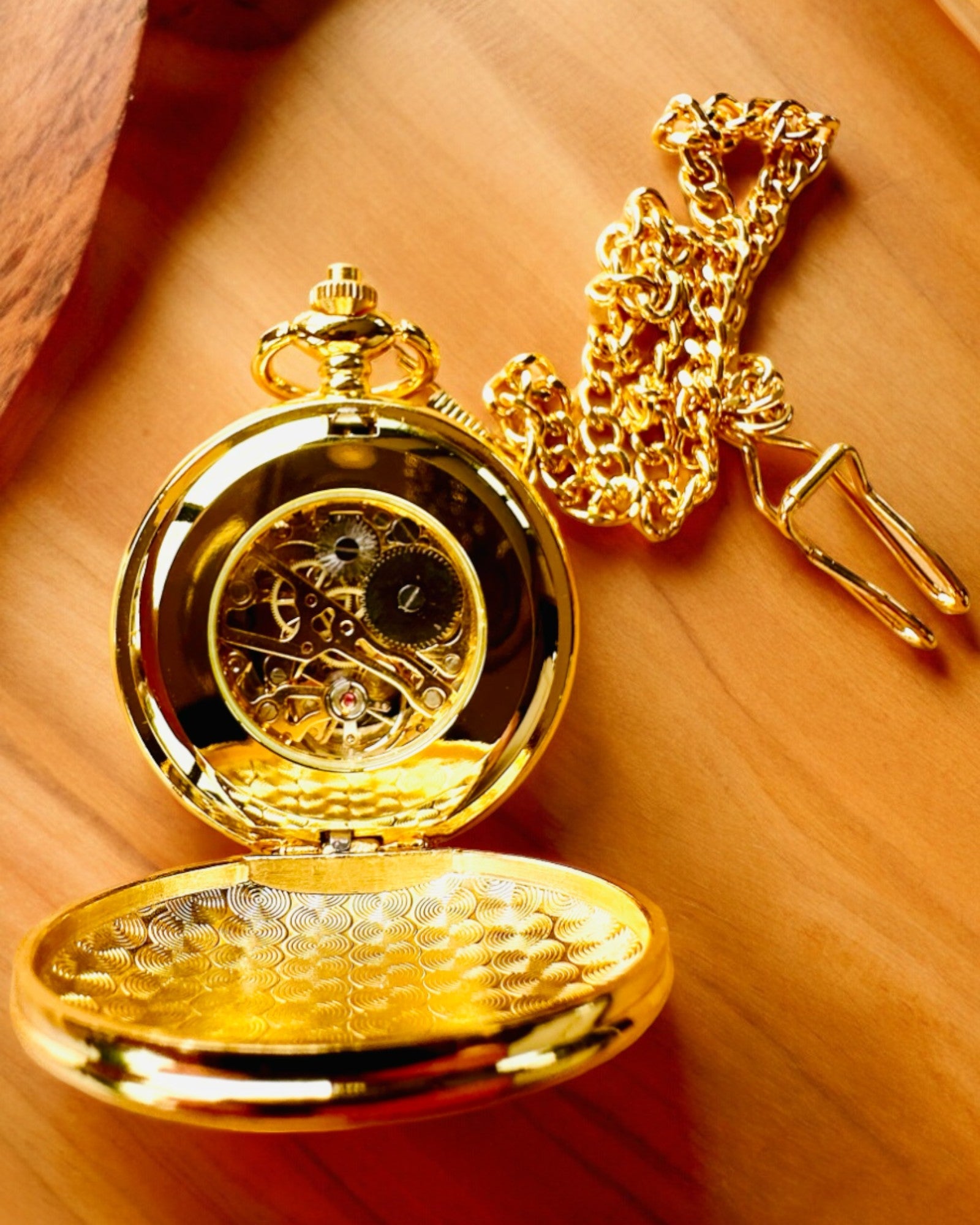 Taschenuhr Grand Elegance mit doppeltem Deckel, manuell, goldfarben, mit Gravur als Geschenk