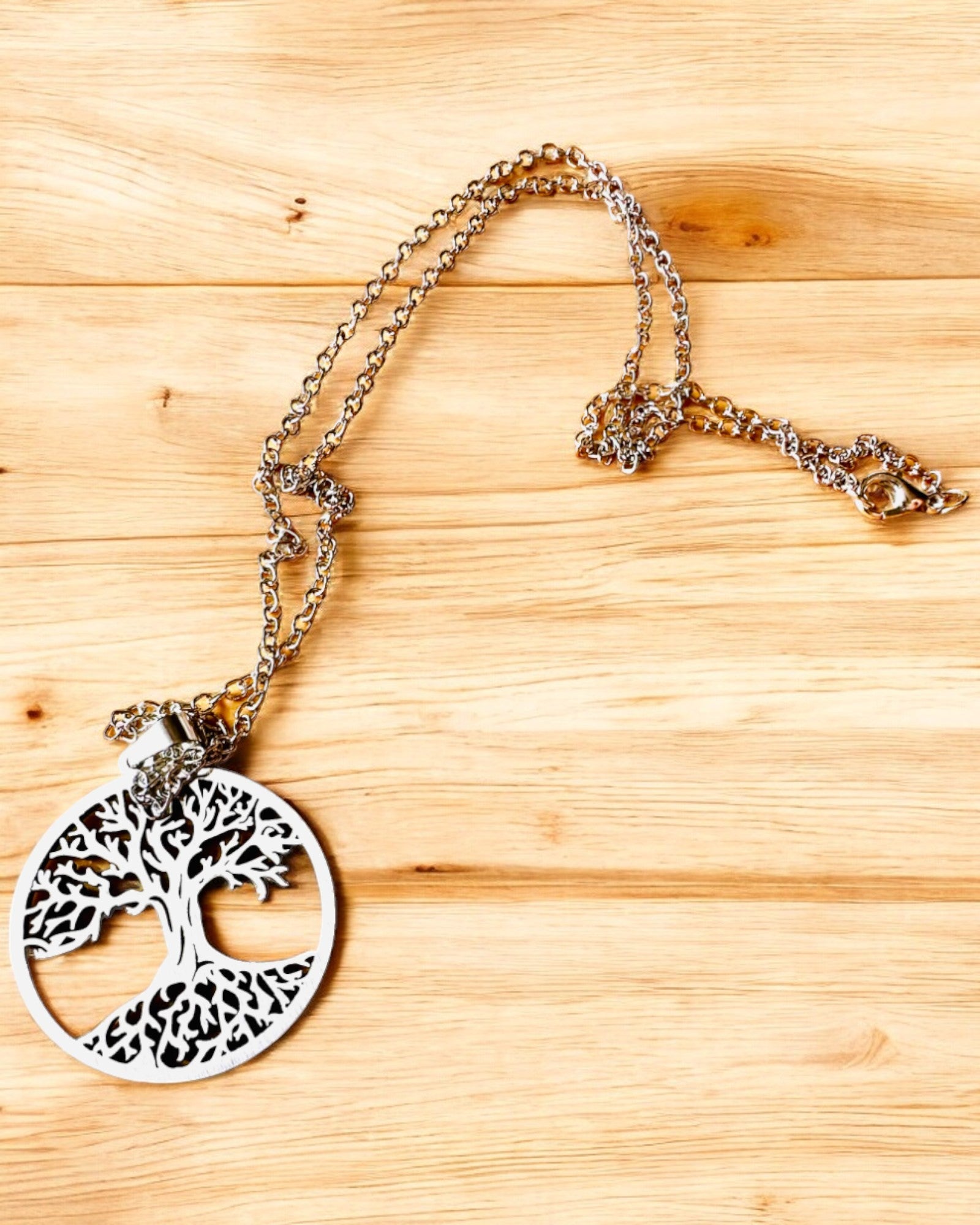 Collier "Arbre de Vie" en Acier Inoxydable - personnalisation par gravure, 2 variantes de couleur