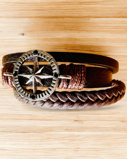 Bracelet "Compass Adventure" - possibilité de personnalisation par gravure pour un cadeau, 2 variantes de couleurs au choix.