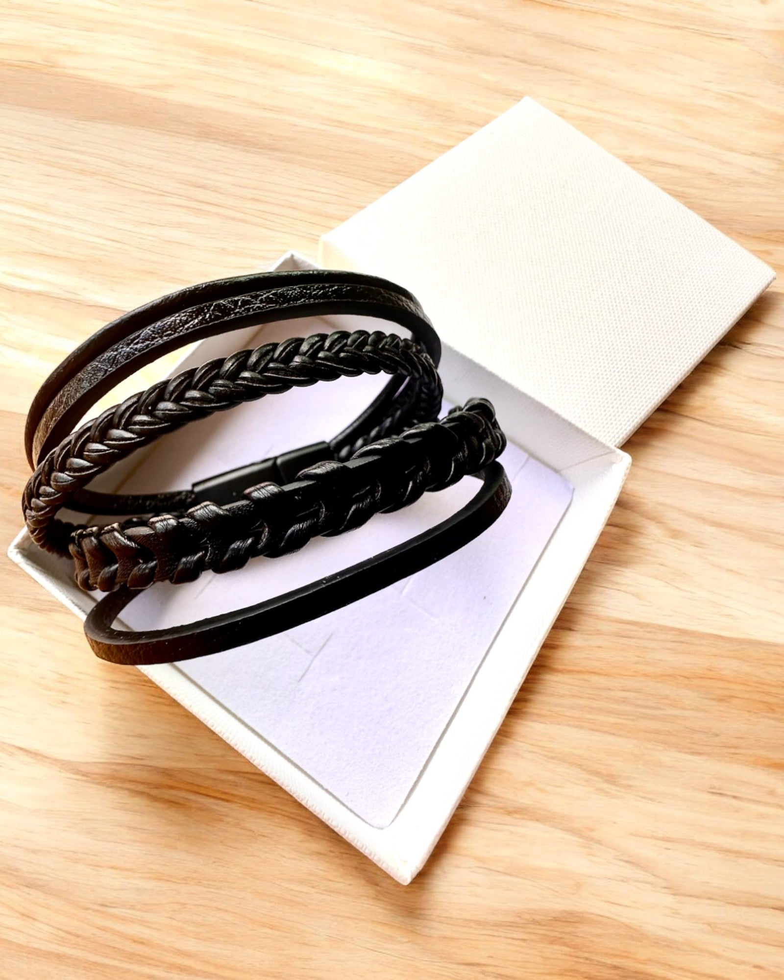 Bracelet "StyleTwist" avec personnalisation par gravure