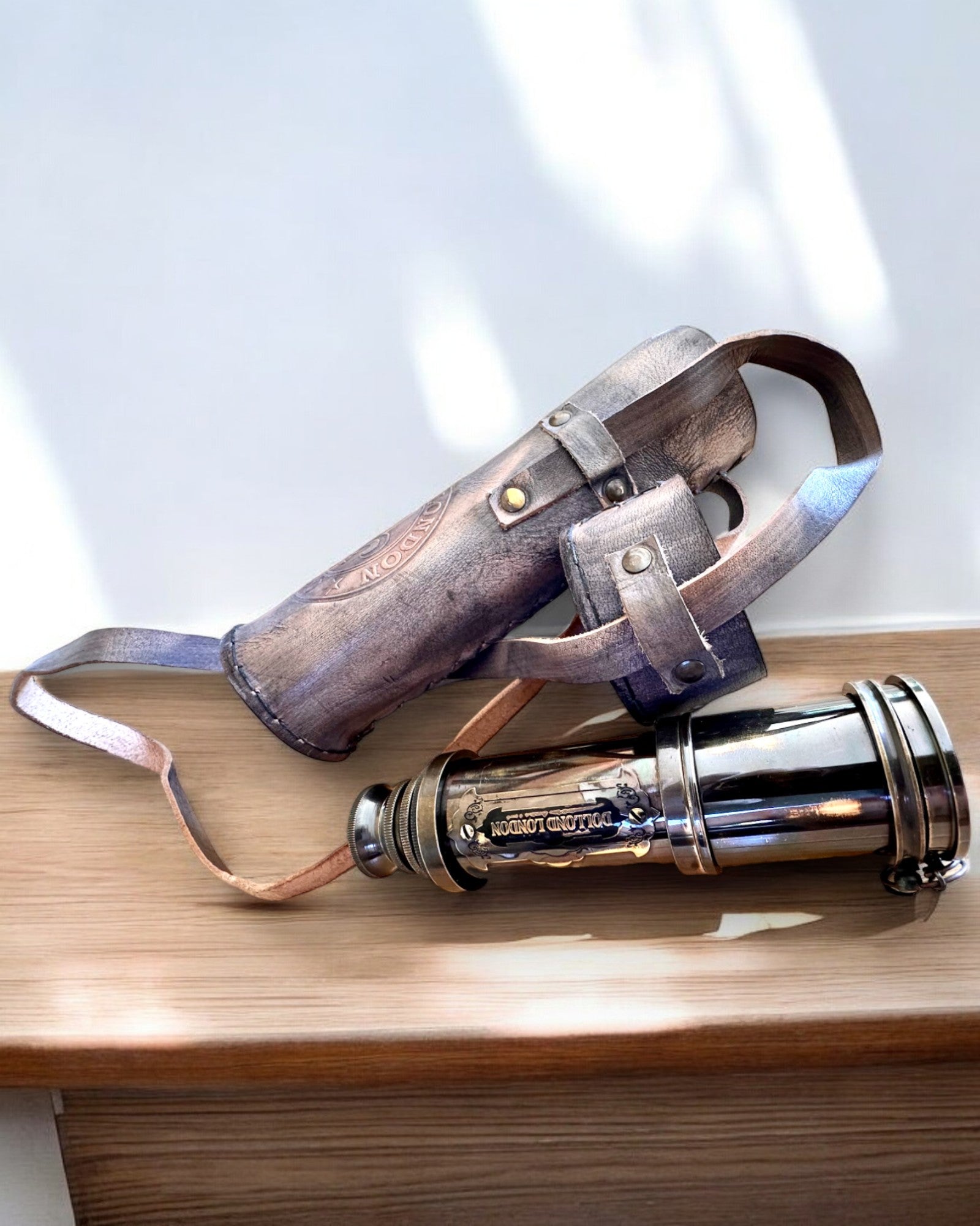 Premium "Voyager" Telescope with Engraved Lens and Natural Leather Case, personalization option for engraving as a gift