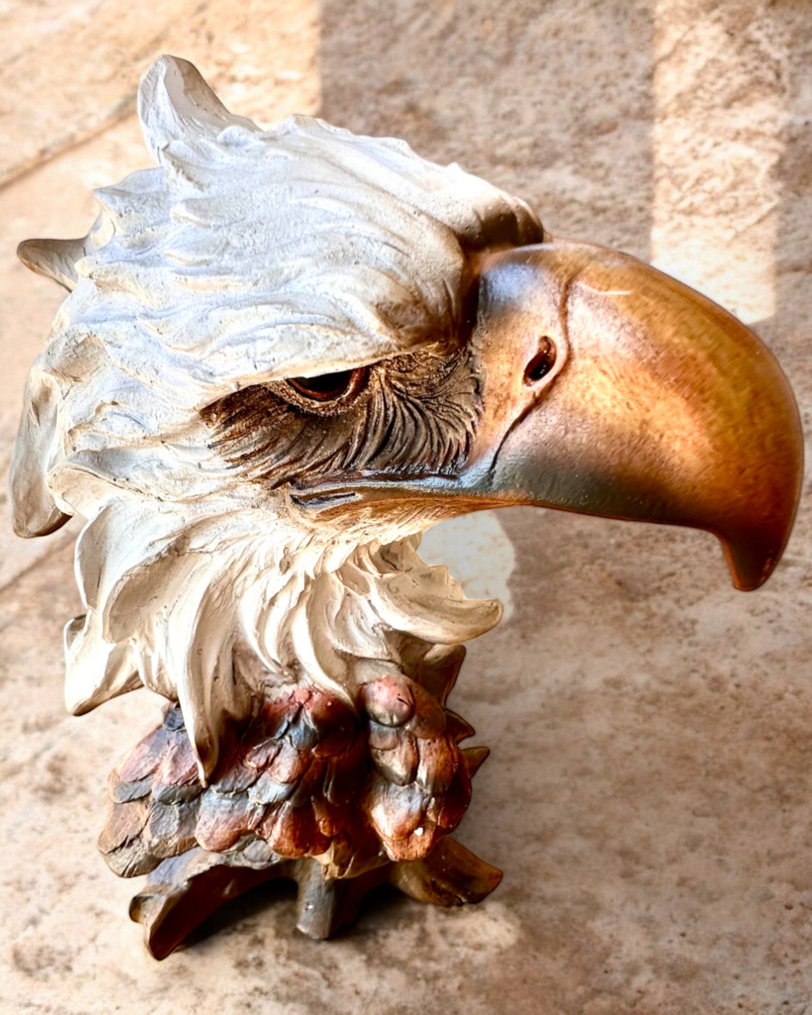 "Aigle de la Liberté" - Sculpture en Résine avec Possibilité de Gravure pour un Cadeau 26,5 cm de Hauteur