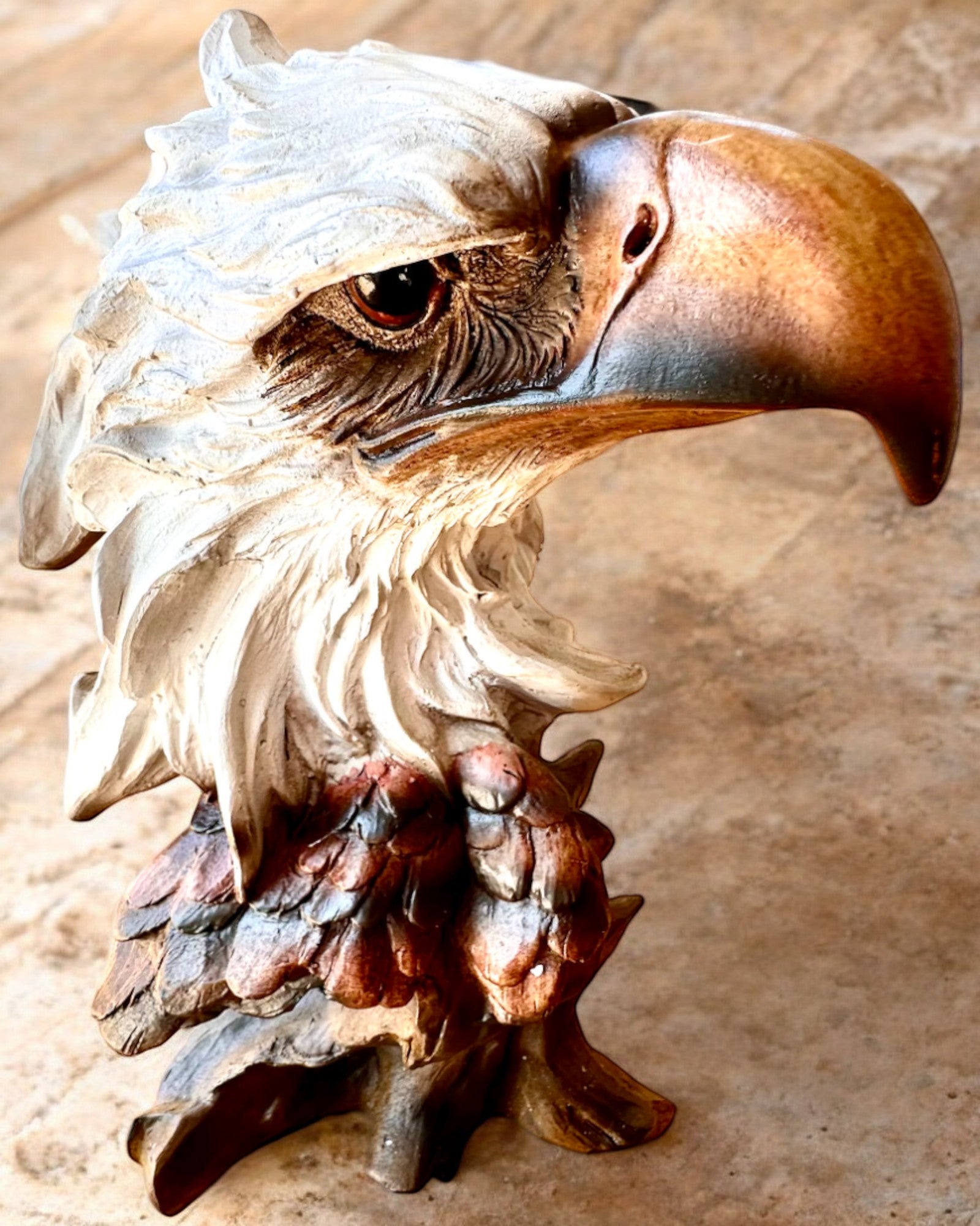 "Aigle de la Liberté" - Sculpture en Résine avec Possibilité de Gravure pour un Cadeau 26,5 cm de Hauteur