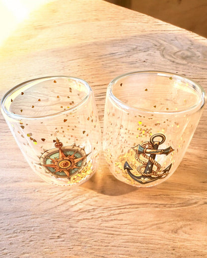 Verres "Nautical Dreams" à double paroi et flocons d'or - ensemble de 2 pièces, capacité de 300 ml, possibilité de personnalisation par gravure.