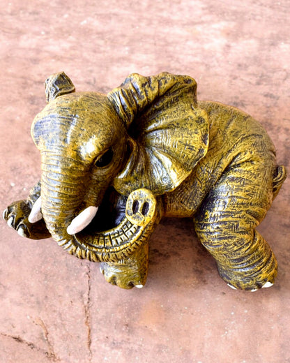 Figurine d'éléphant "Petit Chanceux" avec possibilité de gravure pour un cadeau