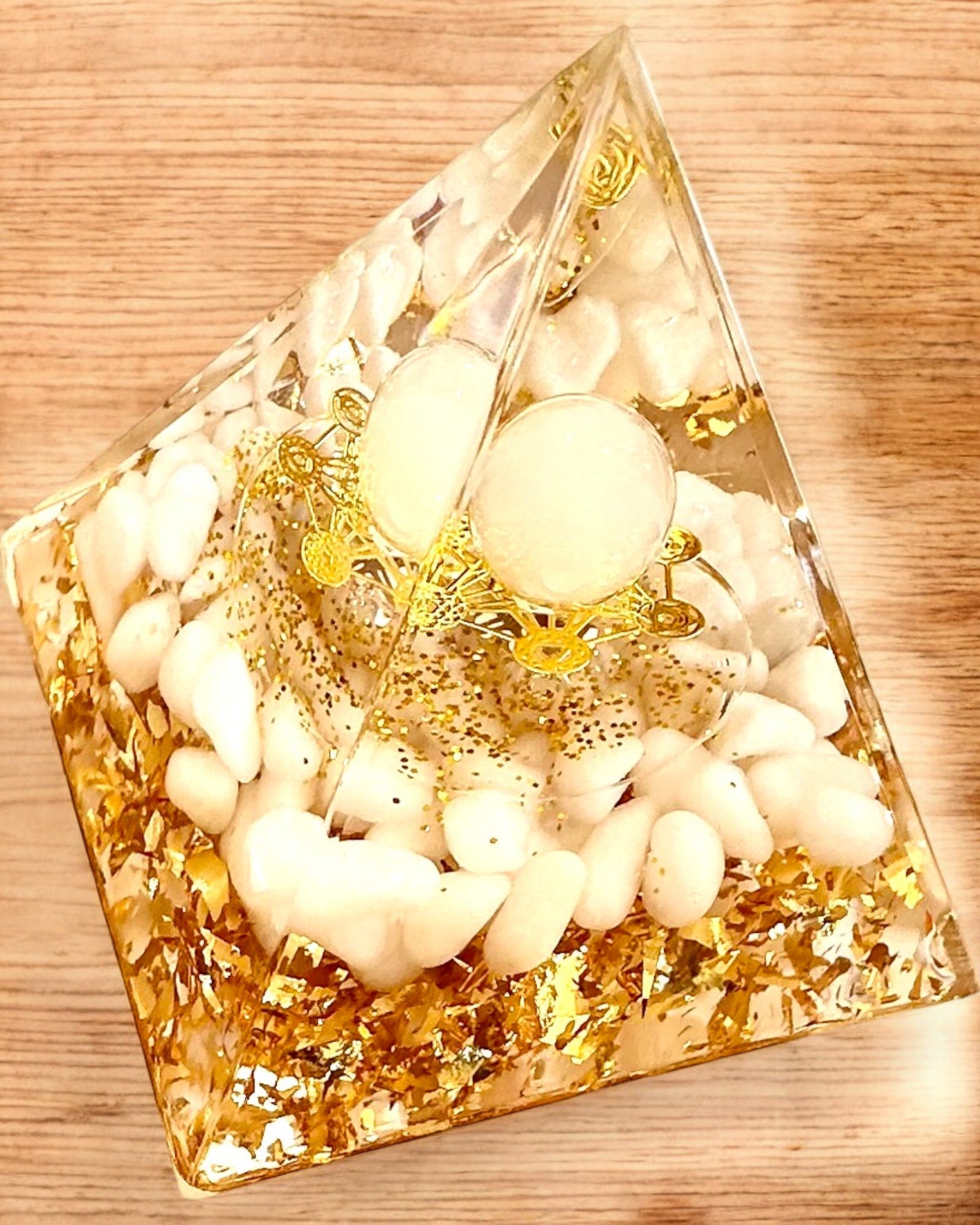 "Orgonite Energy Pyramid with White Stones - 'Golden Harmony', perfect as a gift"