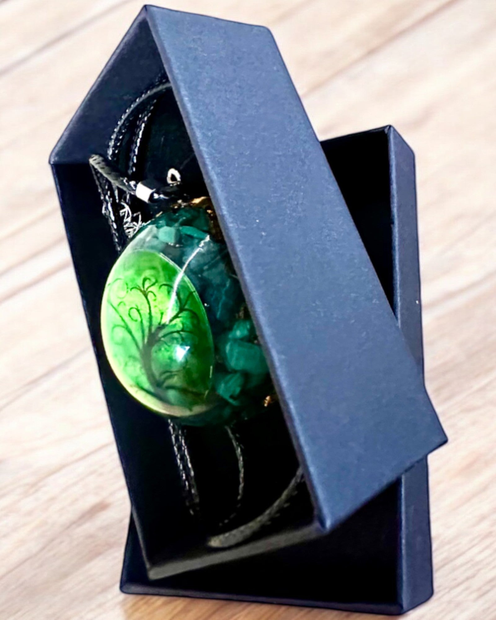 "Amulette de Vie en Malachite" - collier avec possibilité de personnalisation par gravure pour un cadeau