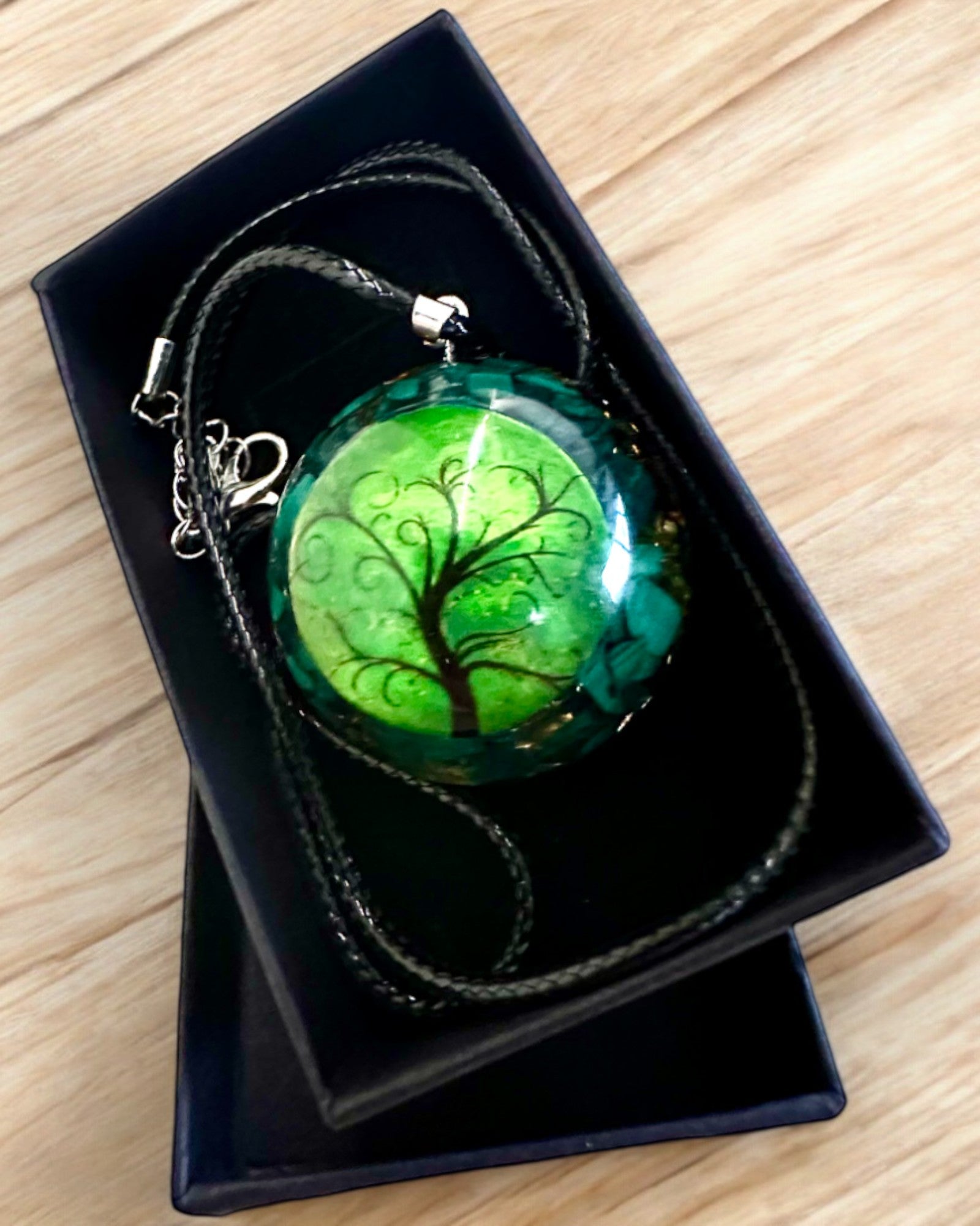 "Amulette de Vie en Malachite" - collier avec possibilité de personnalisation par gravure pour un cadeau