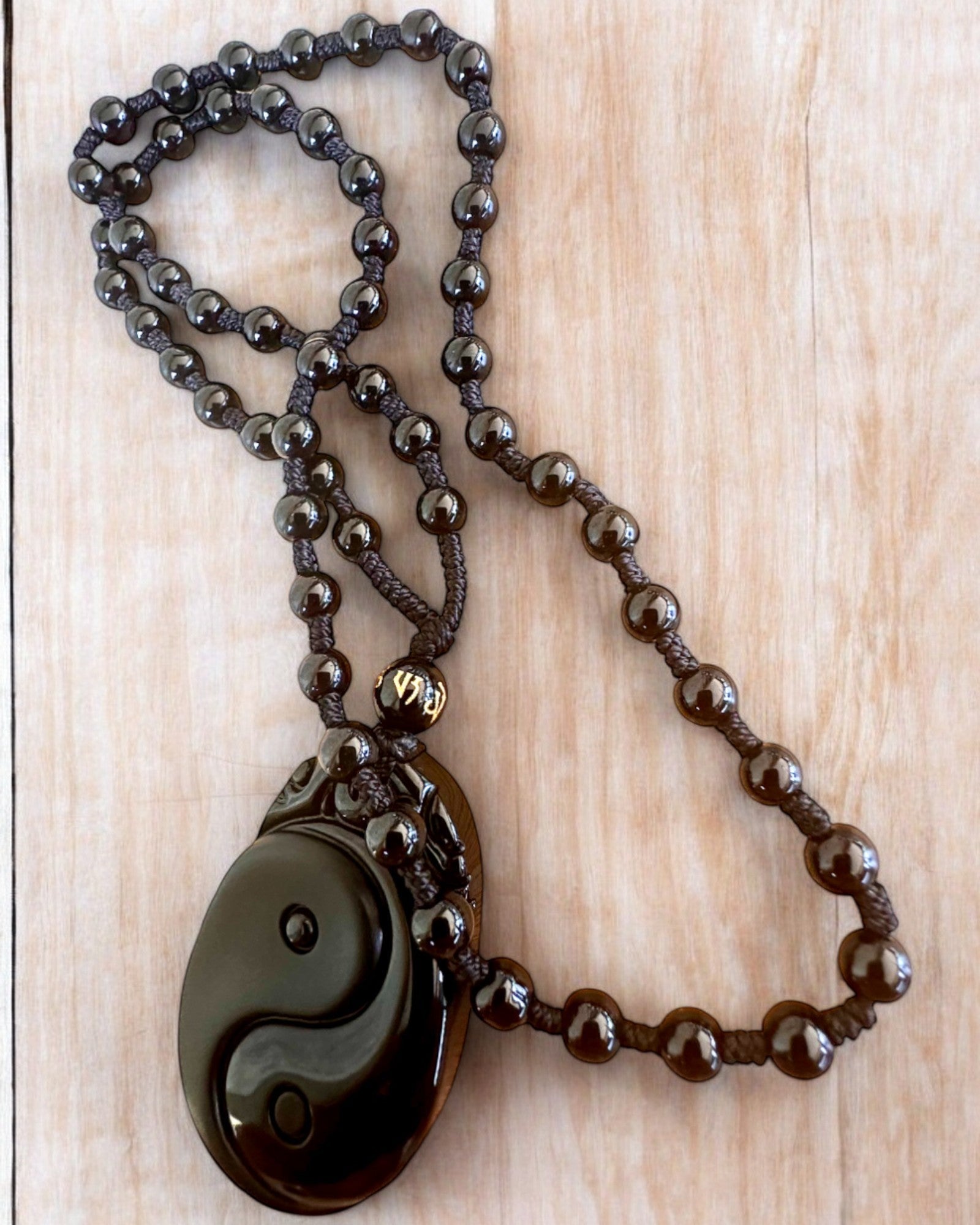 Obsidiaanse Yin Yang Amulet met Gravure - Harmonie en Bescherming, personalisatie met gravure als cadeau