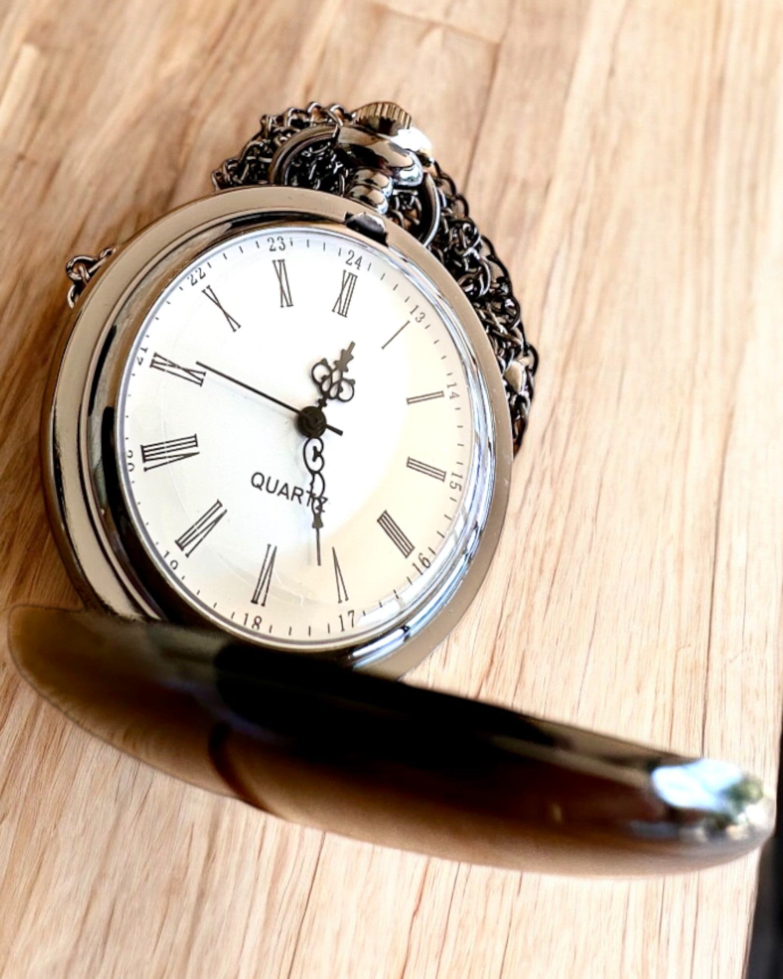 Elegant pocket watch "Czasownik" with engraving option for a gift