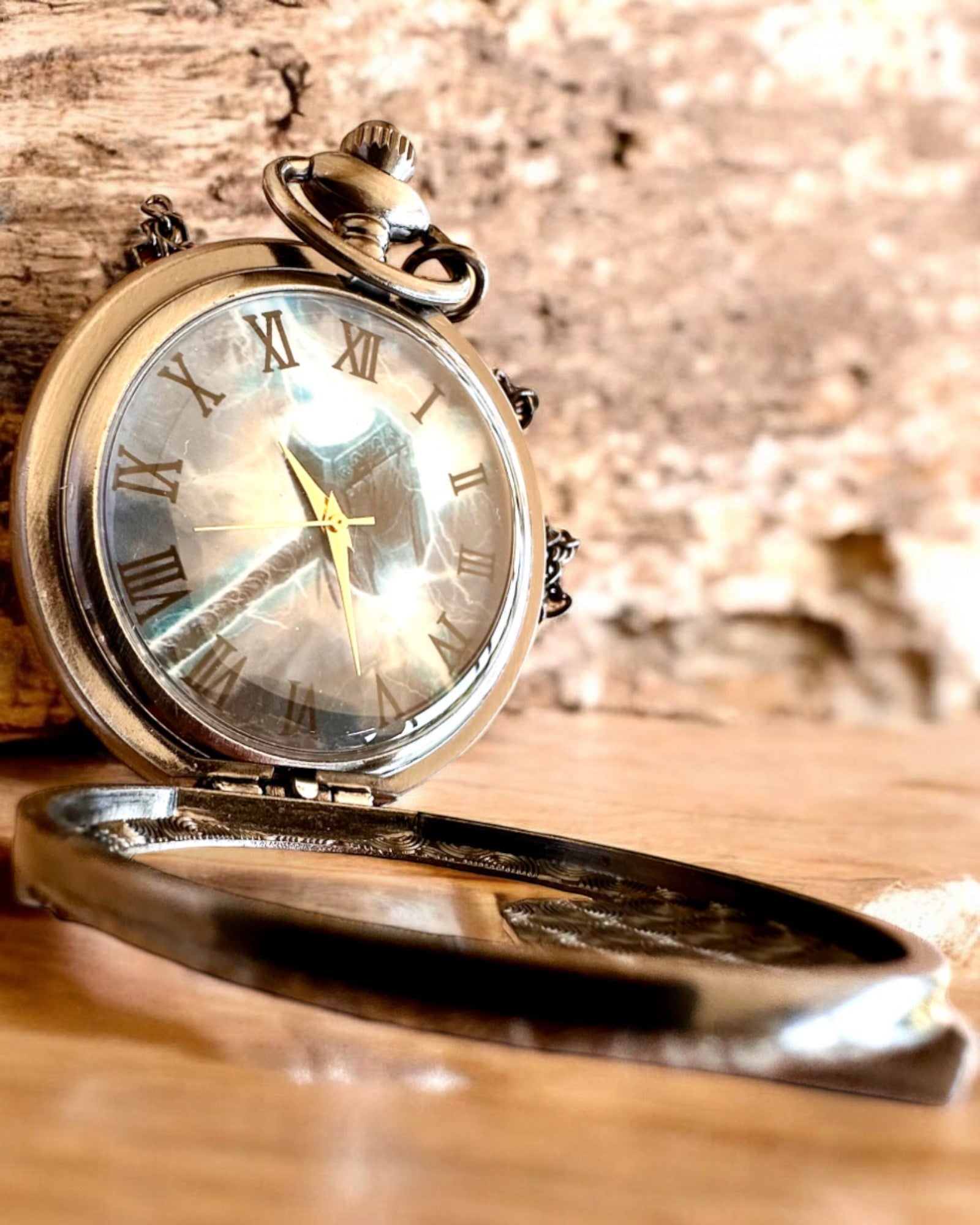 Time Hammer - Pocket Watch, personalization option with engraving for a gift