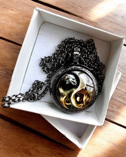 "Dragon Circle 2" Pocket Watch – a stylish accessory with a touch of magic - personalization with engraving for a gift