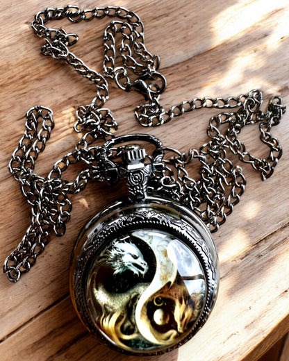 "Dragon Circle 2" Pocket Watch – a stylish accessory with a touch of magic - personalization with engraving for a gift