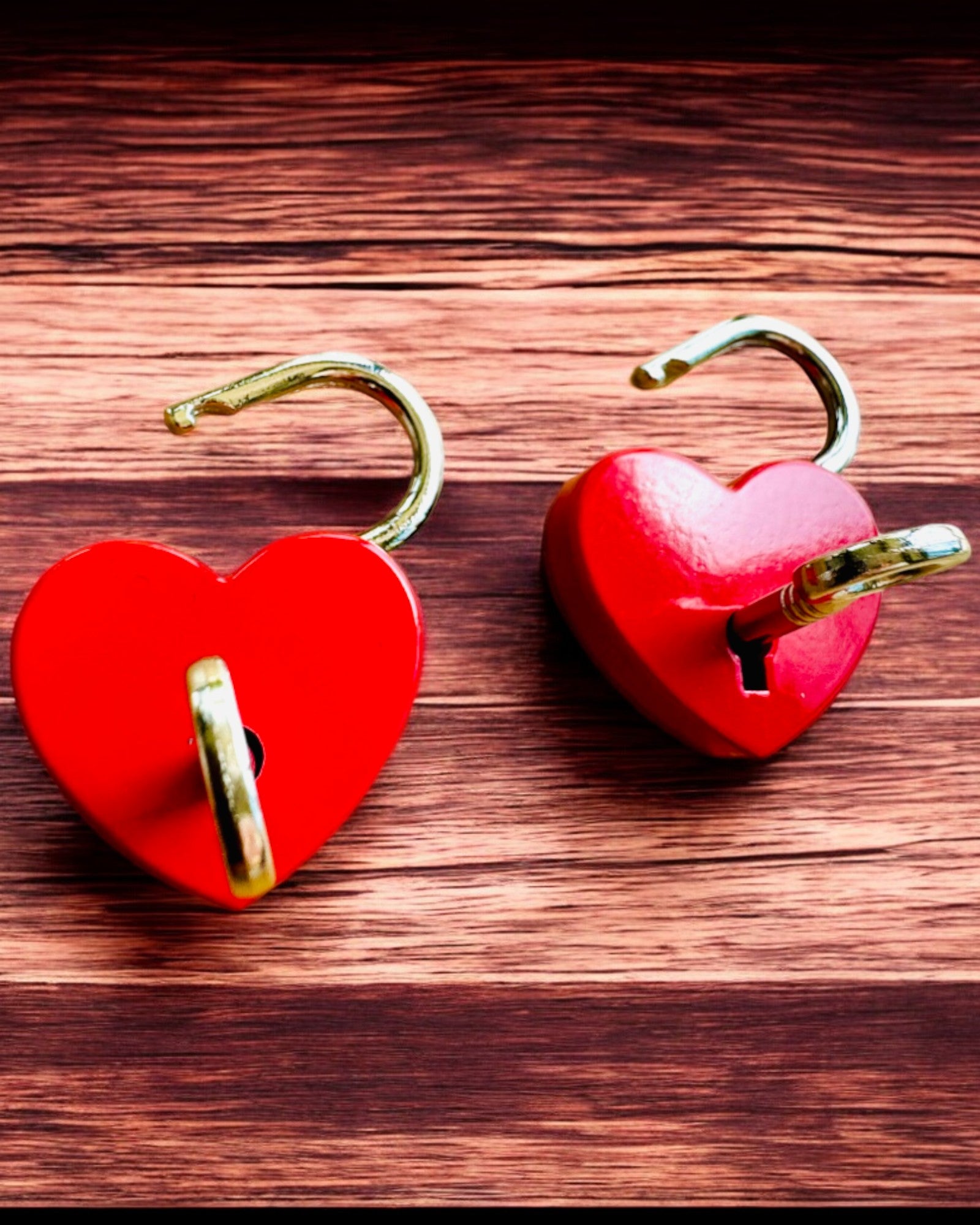 Love Mini Padlocks Heart DeLuxe - Set of 2 padlocks with keys, 6 variants to choose from, personalization option with engraving for a gift