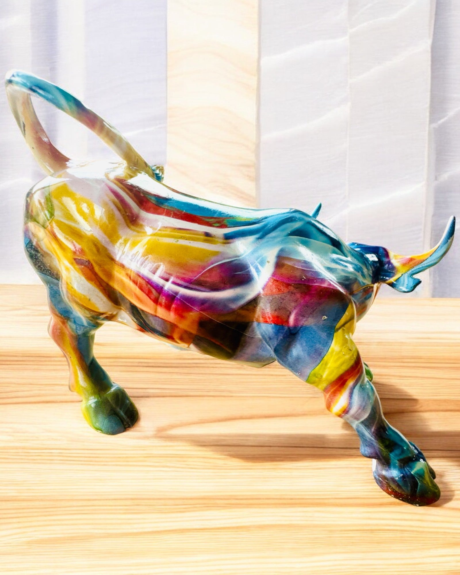 Beeldhouwwerk Stier Decoratief "BullArt" – Unieke Kunst met Gravure Optie - 4 kleurvarianten, voor een gepersonaliseerd cadeau