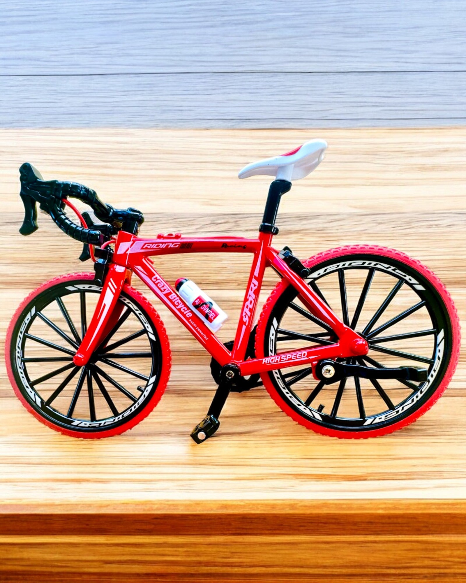 Miniatuur Model Metaal Rode Fiets "SpeedMaster" personalisatie met gravure als cadeau, 2 kleurvarianten