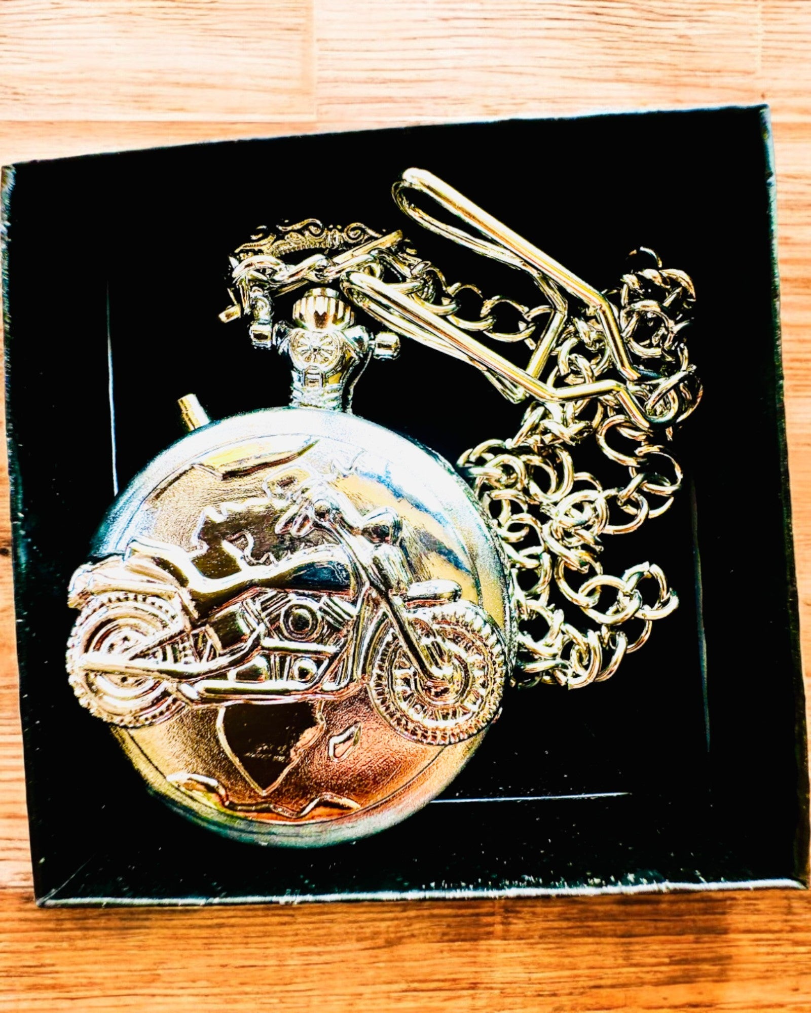 Pocket Watch "Motorcycle Elegance 2" – Engraving for a gift, 3 color variants