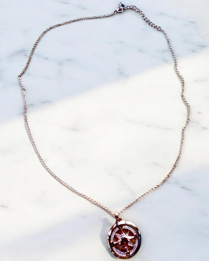 Collier "Compas de l'Amour" avec zircon, possibilité de personnalisation par gravure