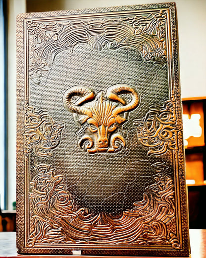 Magisch Notitieboek, notitieboek "Goddelijke Stier" - Elegante en Unieke Papeterie, personalisatie met gravure