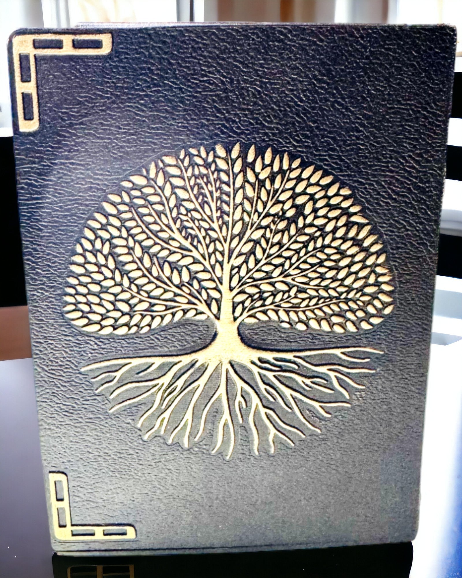 Vintage Diary "Tree of Life" A6 - Elegant Embossed Cover Made of Artificial Leather, 100 Pages