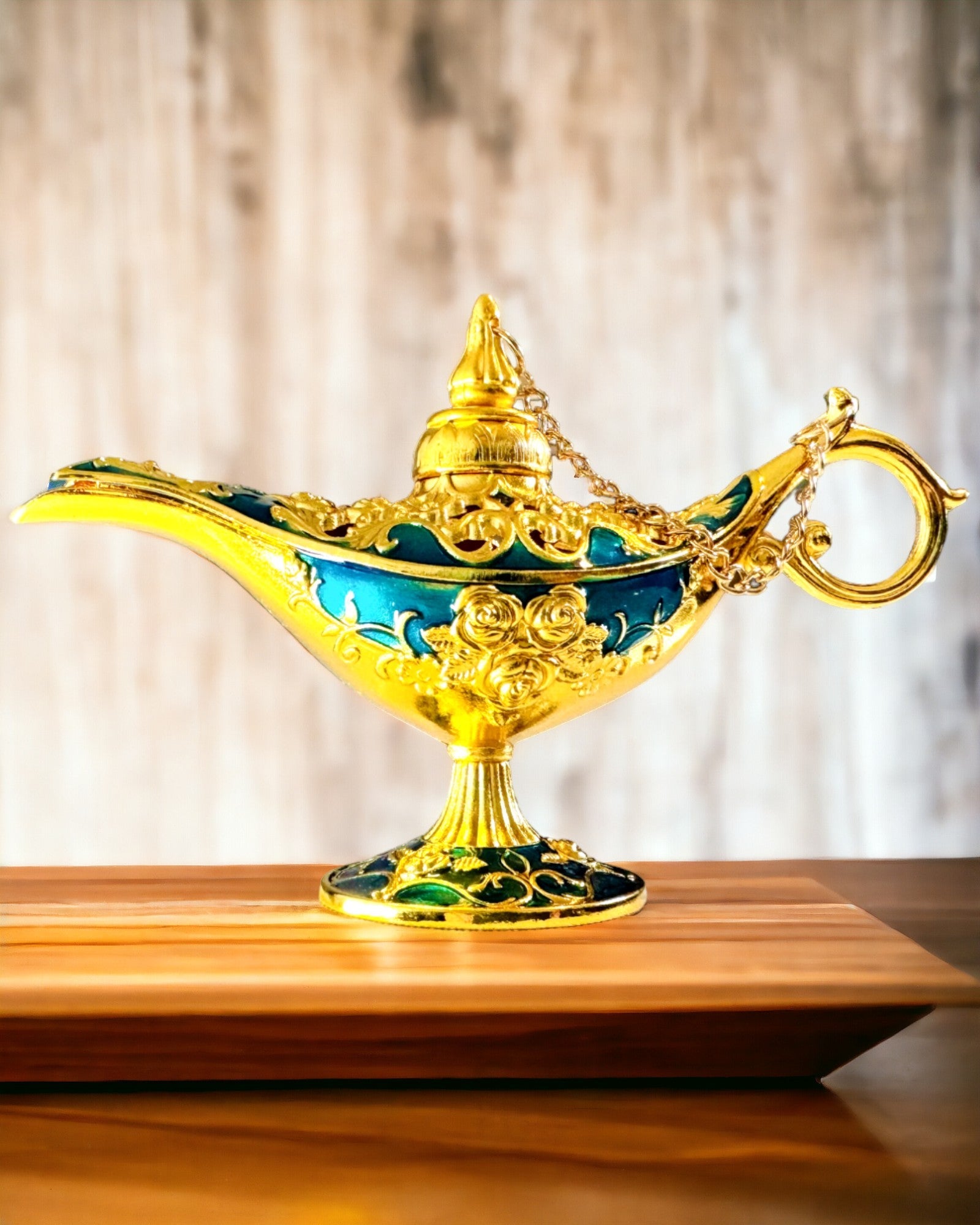 Petite Lampe Aladdin Fait Main - Artisanat Métallique Artistique pour Décoration Intérieure, gravure