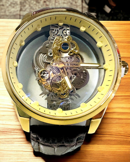 Herenhorloge met Doorzichtig Mechanisme - Elegant en Precisie in Gouden Omhulsel