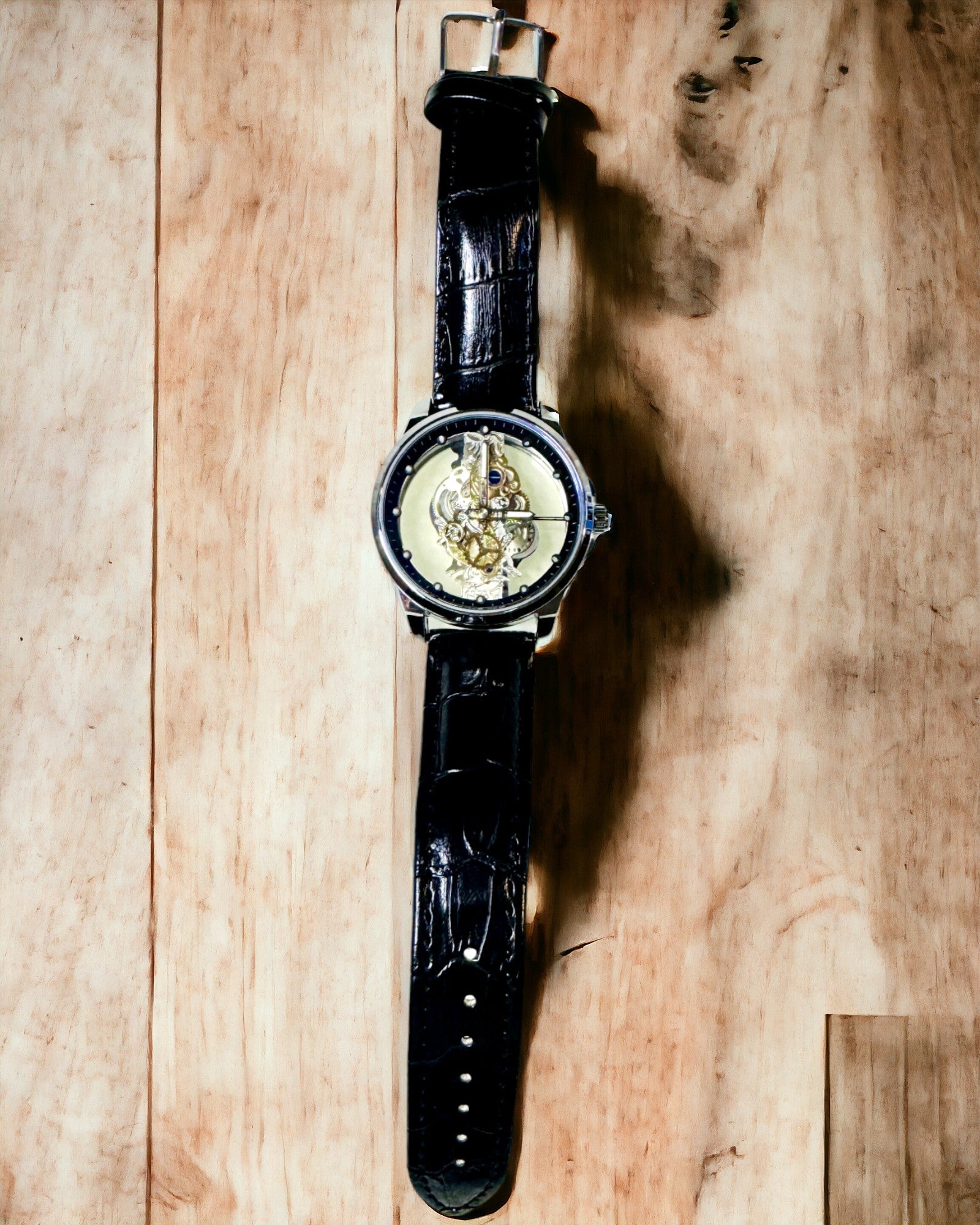 Heren Quartz Horloge met Transparante Wijzerplaat - Klassieke Elegantie in een Modern Jasje zwarte band. Personalisatie met gravure