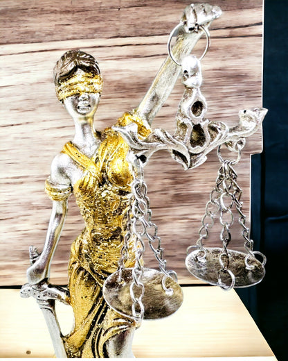 Statuette de la Déesse de la Justice – Décoration Artistique pour Étagère, Artisanat en Résine, personnalisation par gravure