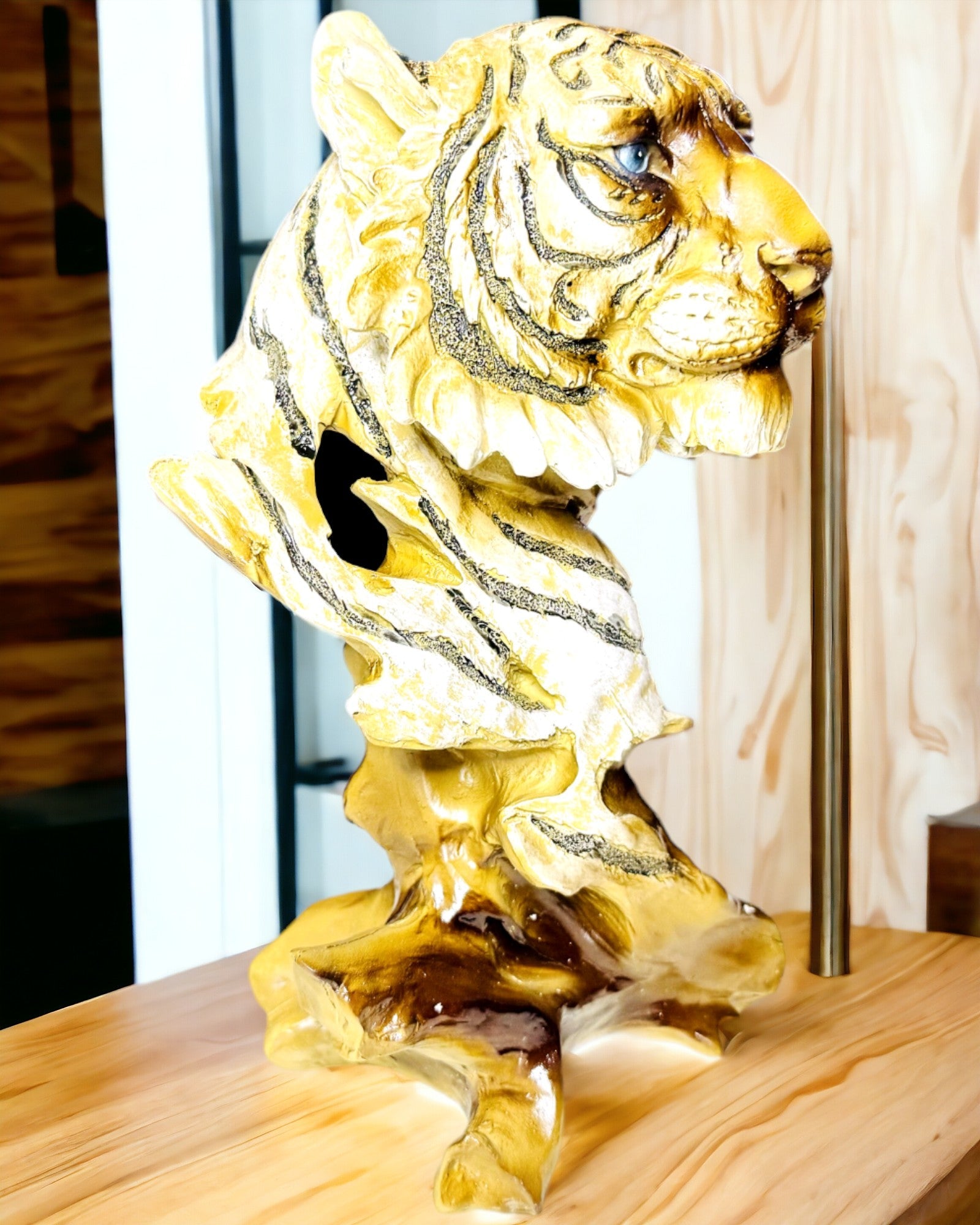 Standbeeld "Tijger Koning van de Jungle" met Graveermogelijkheid, figuur van 29 cm hoog, decoratie voor een cadeau