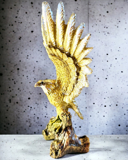 Statue "Goldener Adler" mit Personalisierungsoption - Dekoration aus Harz