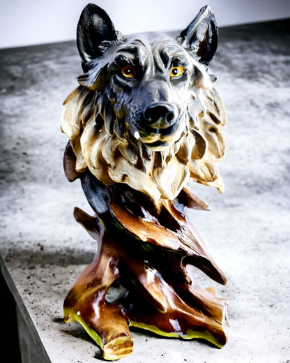 "Wolf Spirit" – Decorative Figurine with the possibility of personalization through engraving, for a gift