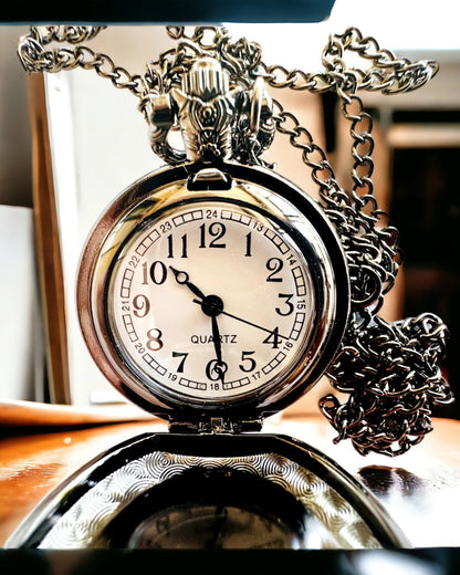 "Star Cat" Pocket Watch with Engraving Option, 2 Color Variants to Choose From