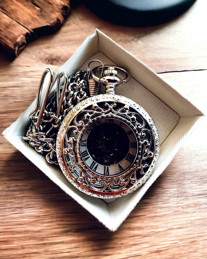 Silver pocket watch "Vintage Elegance" with the possibility of personalization by engraving.