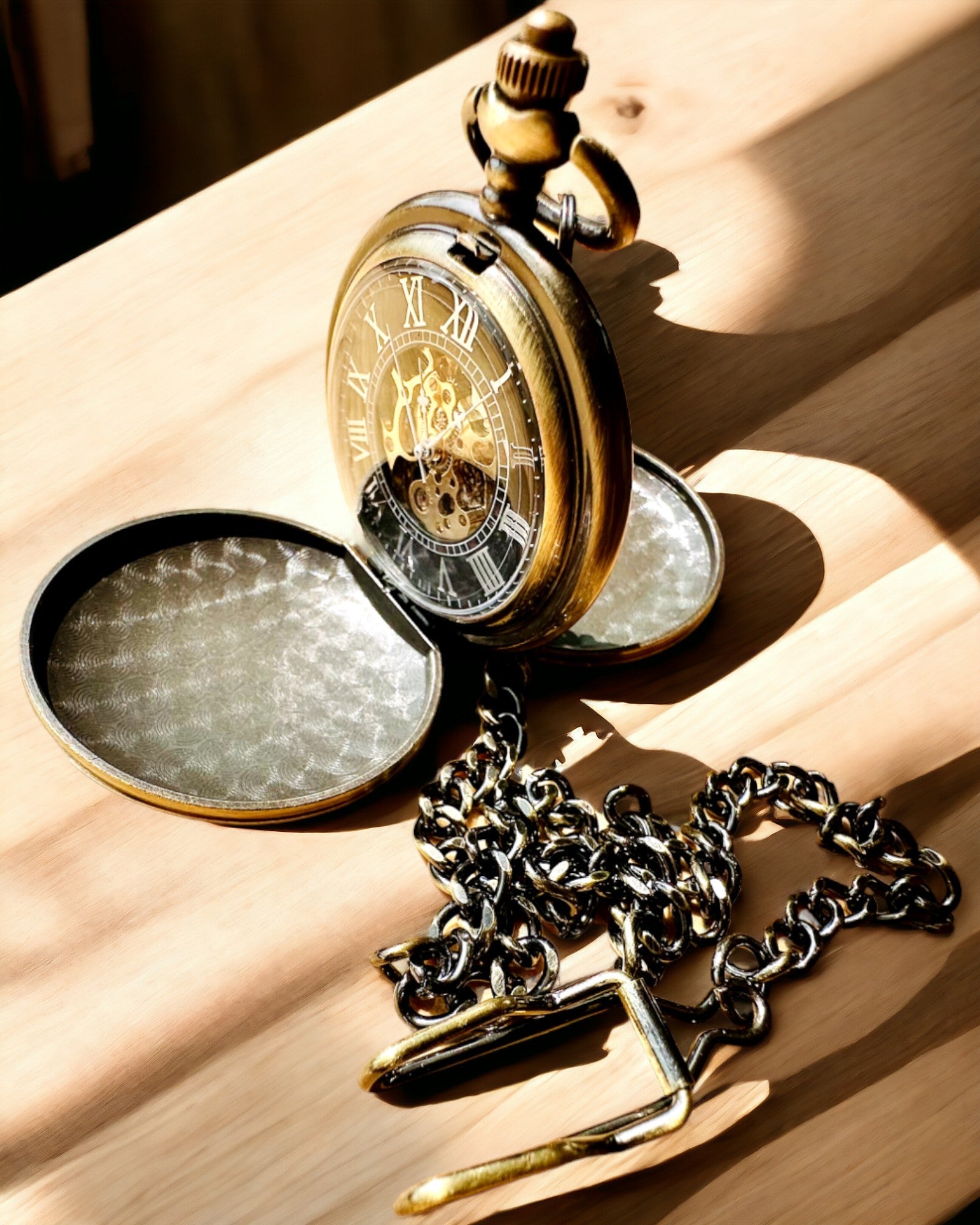 Classic pocket watch "Vintage Elegance", gold color, personalization option with engraving.