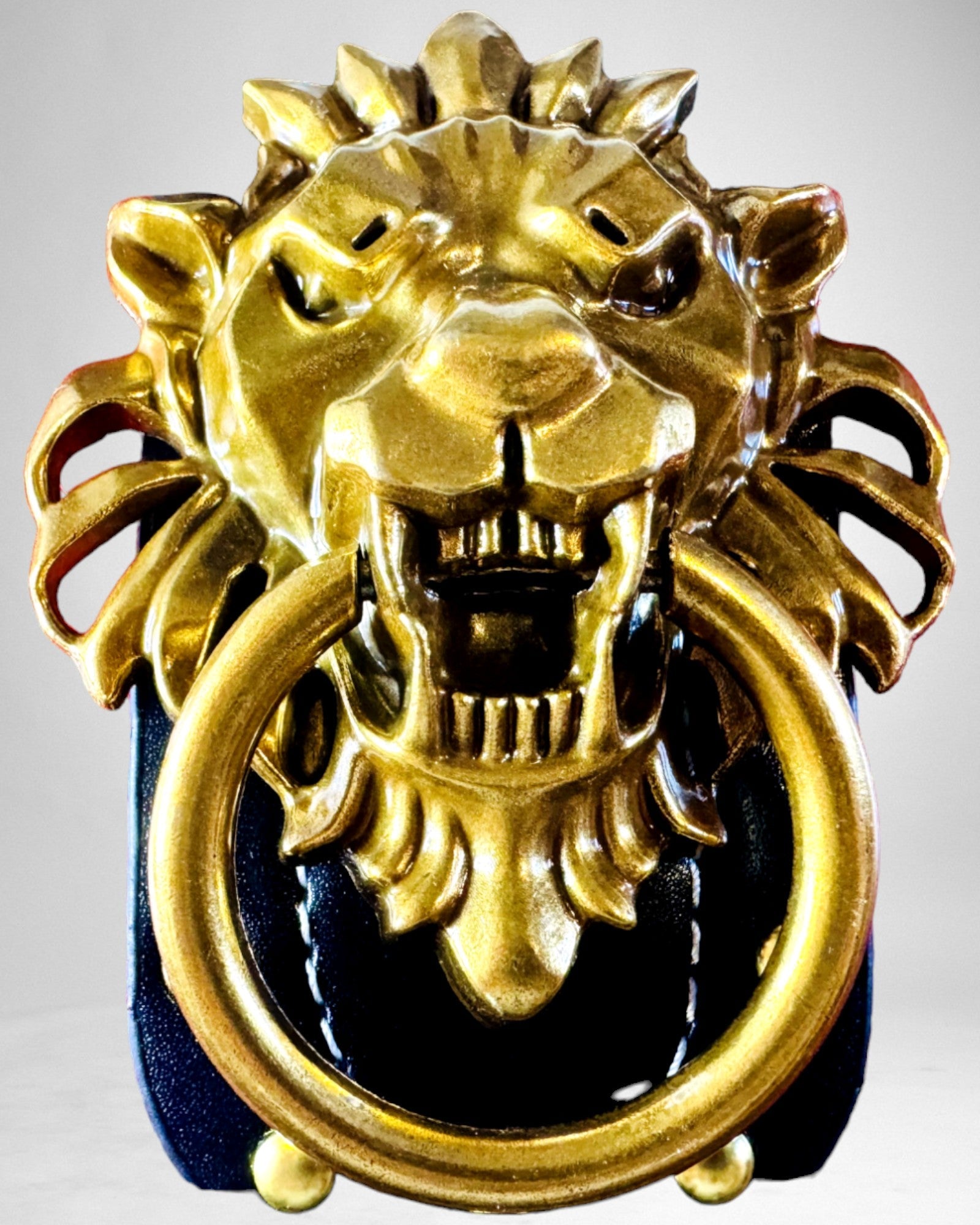 "Royal Roar" Square Shoulder Bag with Lion Head