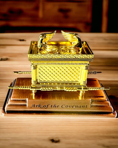 Gouden Replica van de Verbondsark – Decoratieve Ark Standbeeld van Koper in XL Formaat 28x15.6x20 cm