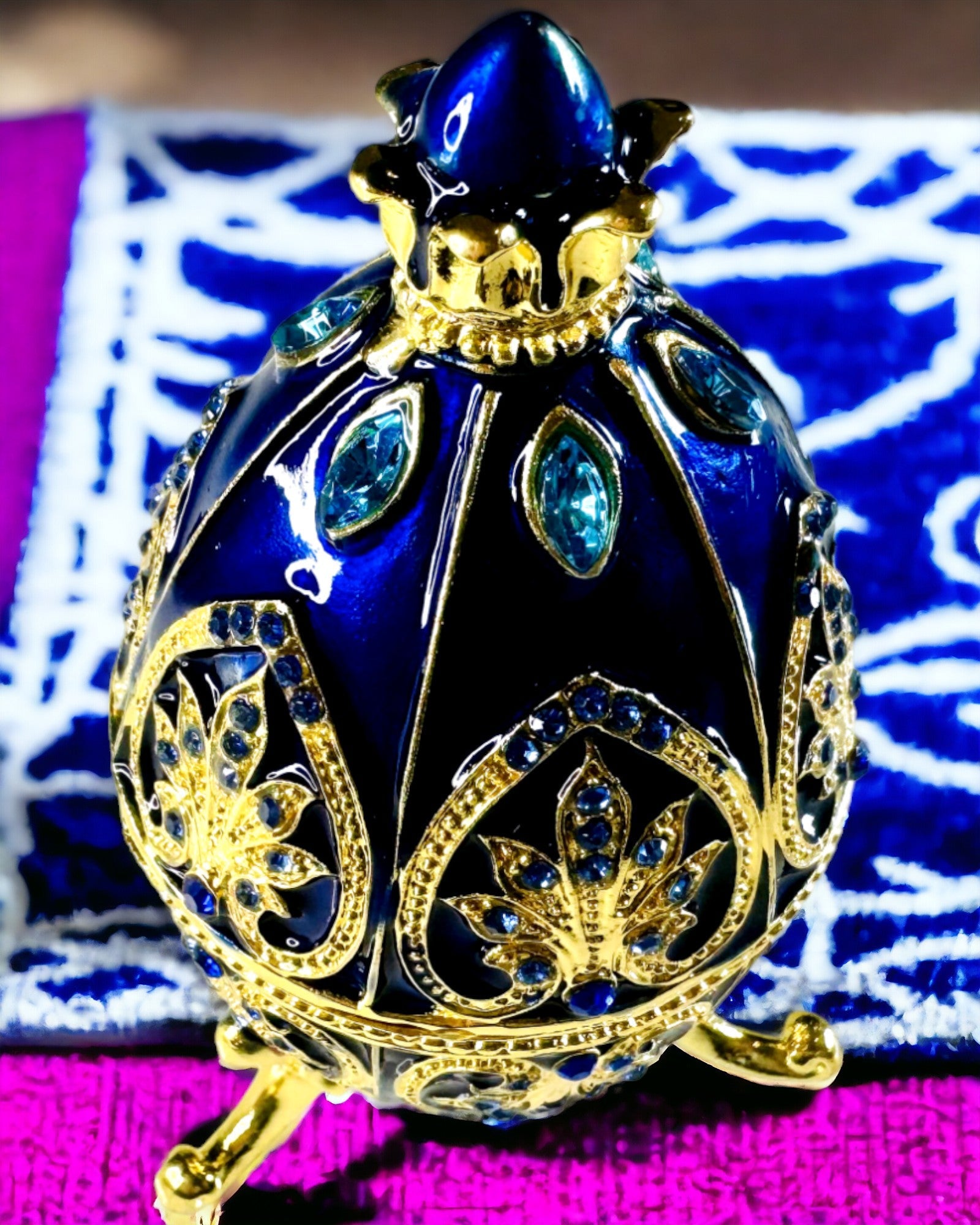 Exclusief Fabergé Ei - donkere blauwe kleur - Decoratieve Sieraden Doos van Emaille