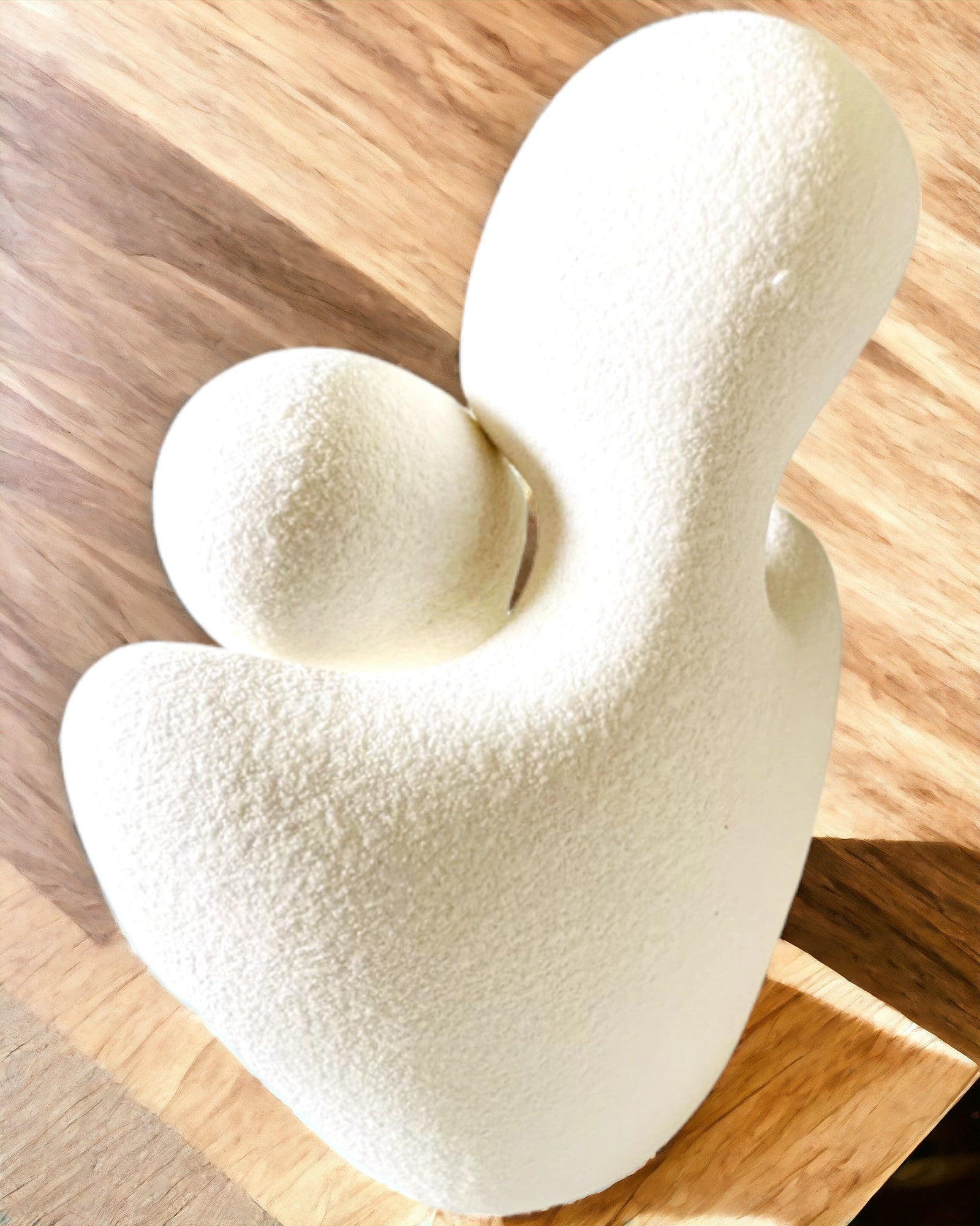 "Love in the Heart – Ceramic Family Figures", personalization option with engraving