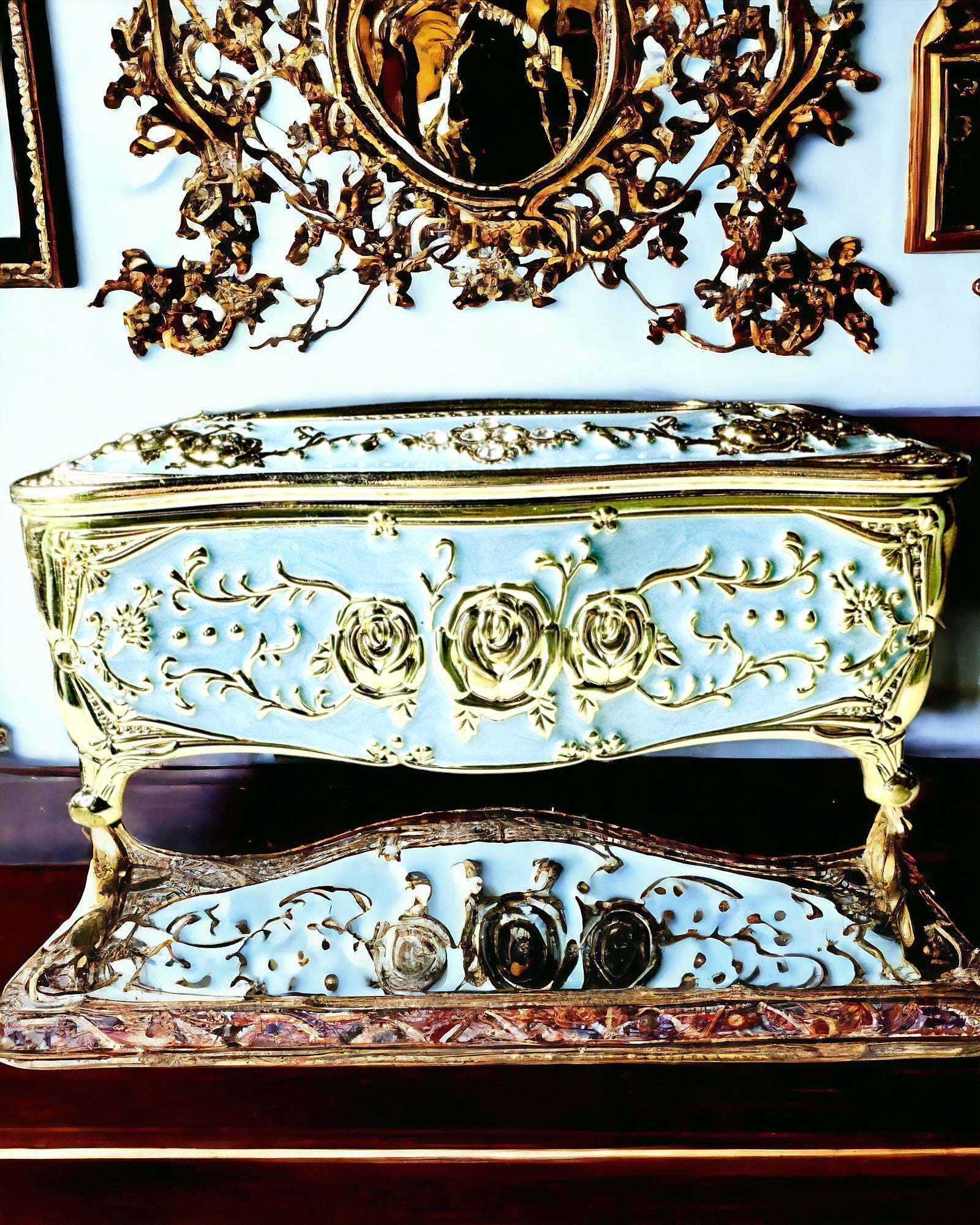 Boîte à mouchoirs de luxe avec motif de rose en relief et poignées élégantes