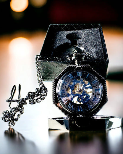 Montre de poche mécanique octogonale classique steampunk de couleur noire, gravée