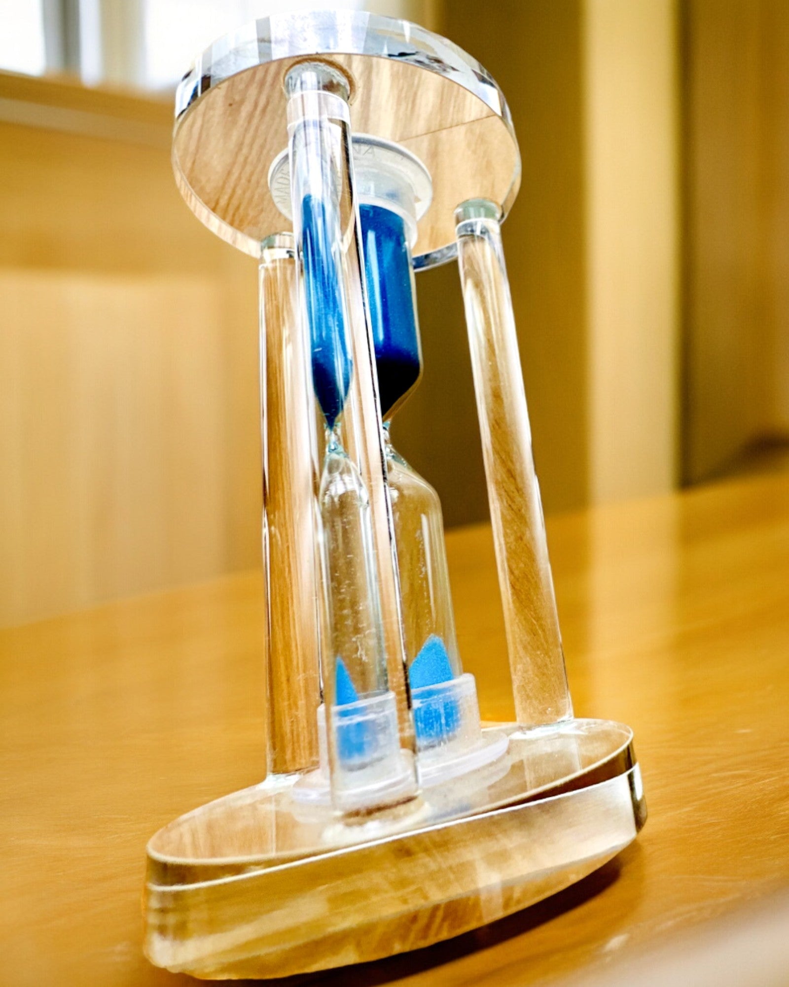 Hourglass "Blue Elegance", 10 cm in height, measures 10 minutes of time.