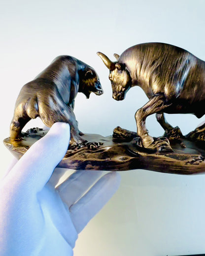 Sculpture "Deux rivaux" - Taureau et Ours - Symbolique du Marché Financier, Possibilité de Gravure - couleur Cuivre